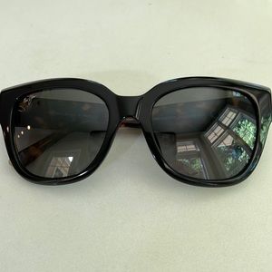 Maui Jim siren song cat eye sunglasses. GS801-02B.